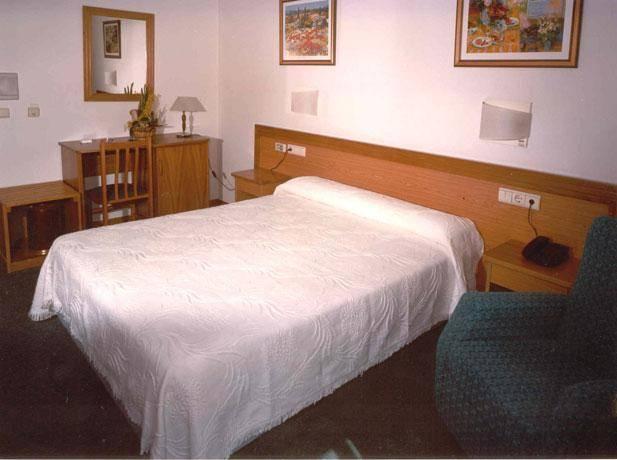 Hotel San Vicente Кастрофейто Номер фото