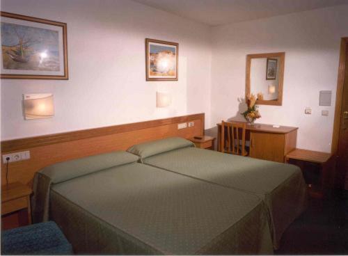 Hotel San Vicente Кастрофейто Номер фото