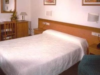 Hotel San Vicente Кастрофейто Экстерьер фото